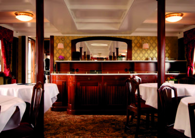 Der Salon an Bord