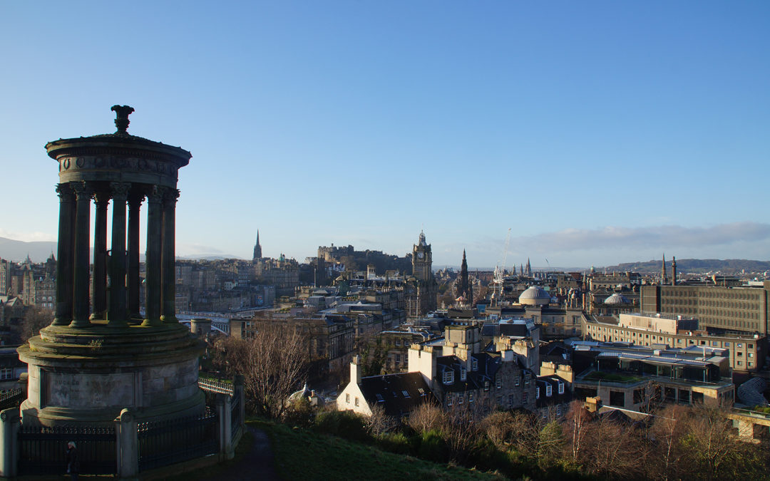 Aussicht vom Calton Hill über Edinburgh