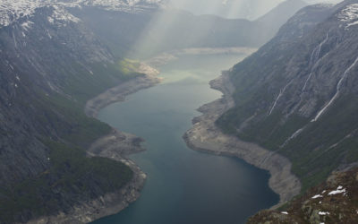 Leben über den Wolken – An den Steilhängen der Fjorde