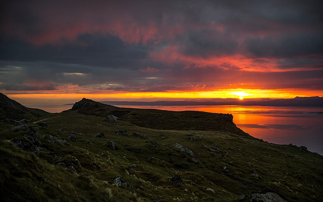 Blick von der Trotternish Halbinsel über den Sound of Raasay, Isle of Skye