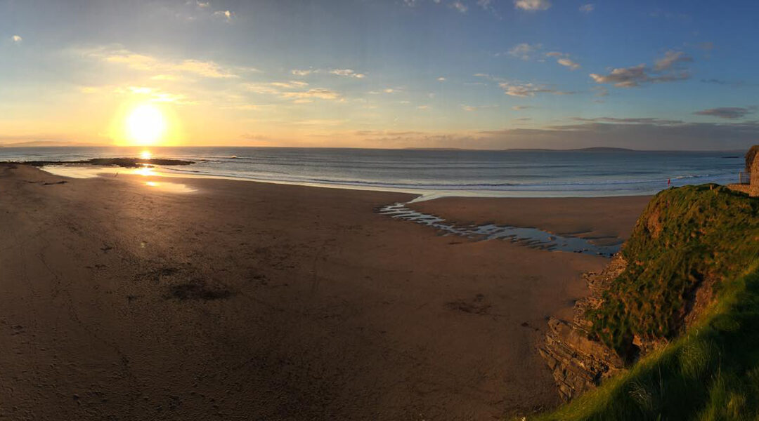Sonnenuntergang am Strand von Ballybunion
